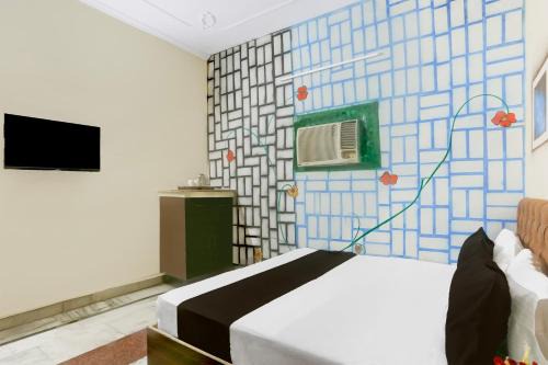Faridabad Hotel | Hotel O S Empire