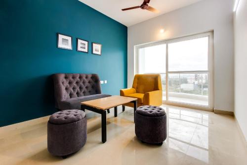Kondapur Hotel | Hotel O Silverkey ,near RTO office kondapur