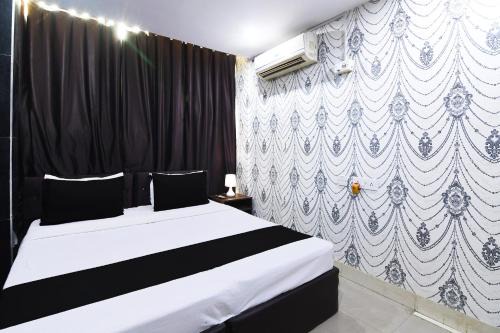 Kolkata Hotel | Hotel O The Red Rose Near Kalikapur