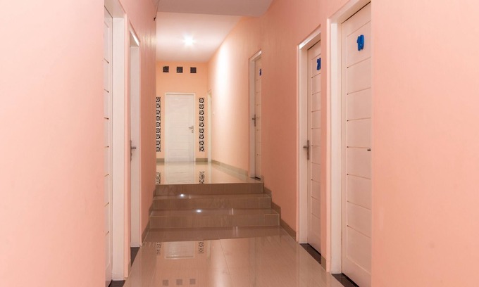 Sewon Hotel | Super OYO 2008 Sellinas Family Residence Syariah