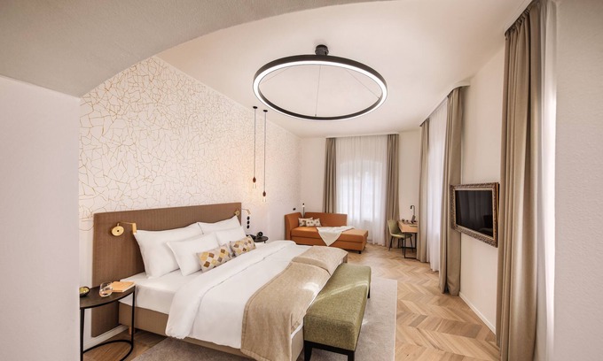 Cesky Krumlov Hotel | Hotel OLDINN