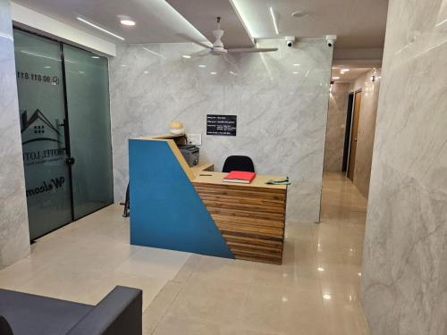 Surat Hotel | Hotel OLOTUS