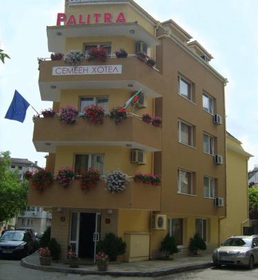Hristo Botev Hotel | Hotel Palitra