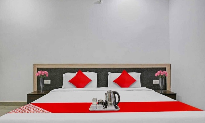 Varanasi Hotel | Hotel Paradies By GRB