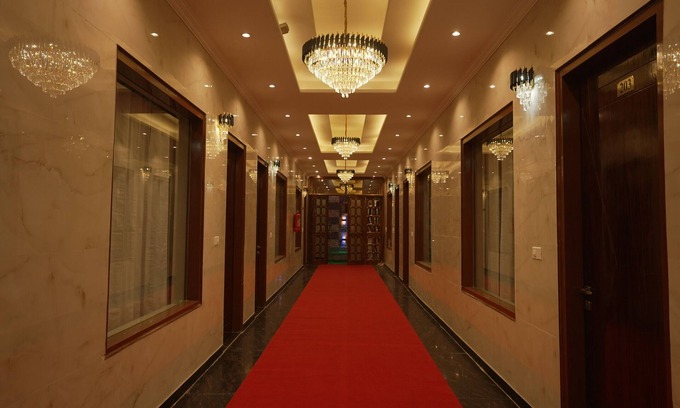 Kishangarh Hotel | Hotel Paradise - Chandigarh
