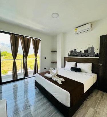 Santa Fe de Antioquia Hotel | Hotel Paraiso Cañaveral