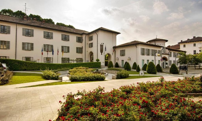 Cesano Maderno Apartamento | Hotel Parco Borromeo - Monza Brianza