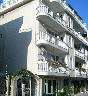 Old Town Hotel | Hotel Pasians