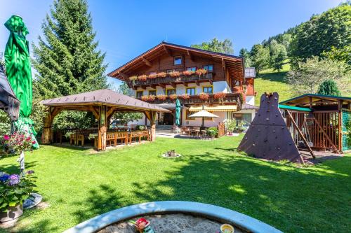 Sankt Johann im Pongau Casa | Hotel - Pension Ötzmooshof