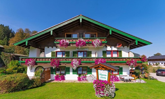 Schoenau am Koenigssee Casa | Hotel - Pension Alpenstern