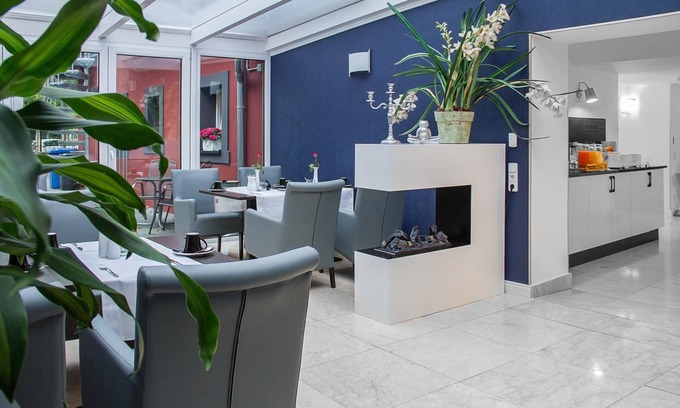 Blankenburg Casa | Hotel & Pension Villa Laluna