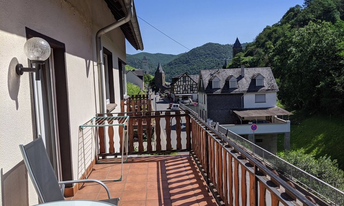 Mainz-Bingen Casa | Hotel Pension Winzerhaus