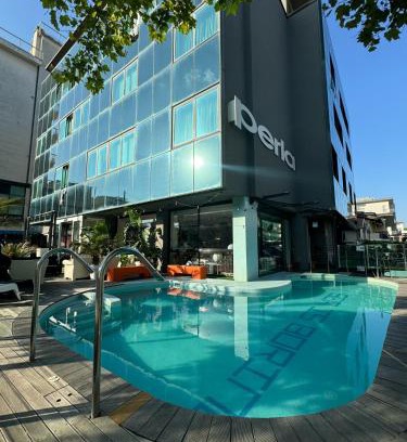 Fogliano Marina Hotel | Hotel Perla - The storyhoteller