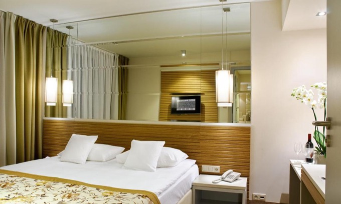 Plock Hotel | Hotel Petropol