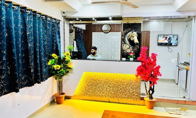 Ahmedabad Hotel | HOTEL PHILIPS