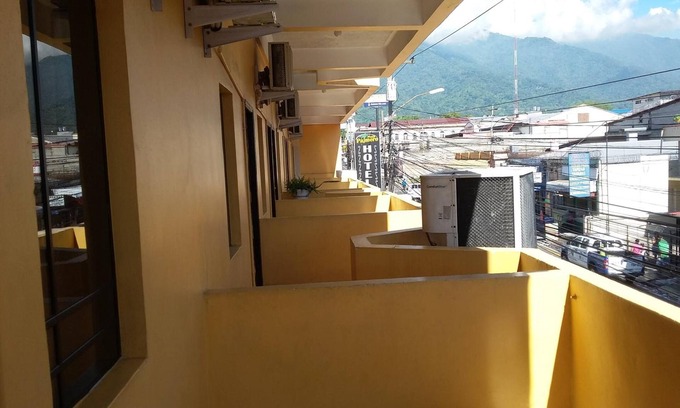 San Pedro Sula Hotel | Hotel Plaza Palmero