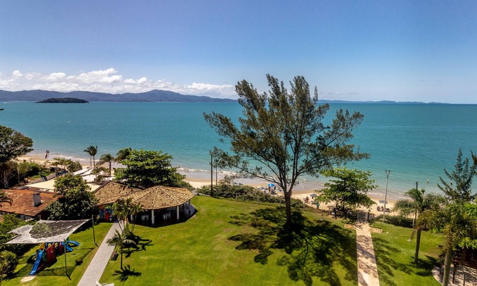 Cachoeira do Bom Jesus Hotel | Hotel Porto Sol Beach