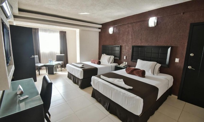 Centro de Guadalajara Hotel | Hotel Portonovo Plaza Centro