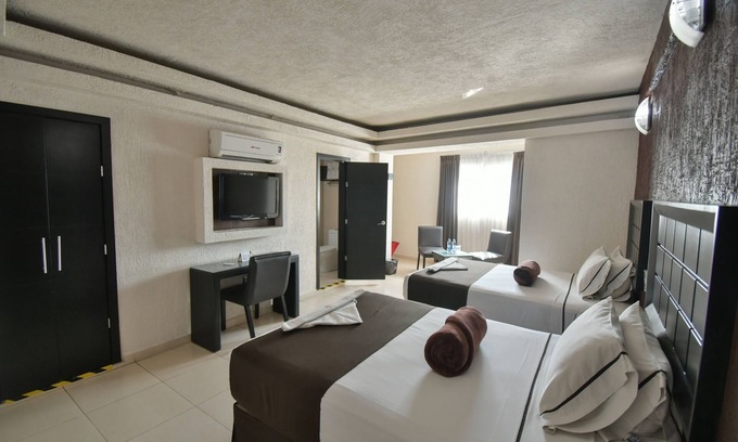 Centro de Guadalajara Hotel | Hotel Portonovo Plaza Centro