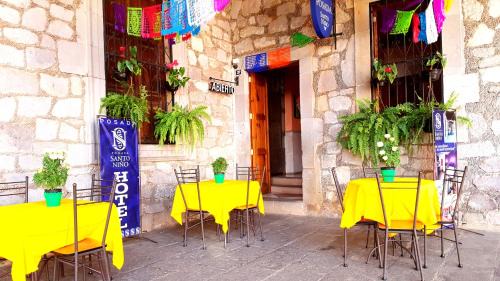 Tacambaro Hotel | Hotel Posada Santo Niño