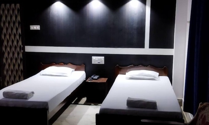 Jorhat Hotel | Hotel President