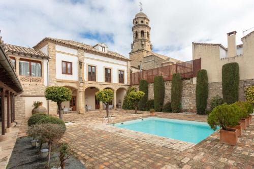 Centro histórico de Baeza Hotel | Hotel Puerta de la Luna