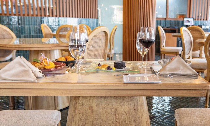 Las Peñas Hotel | Hotel Rio Guayas