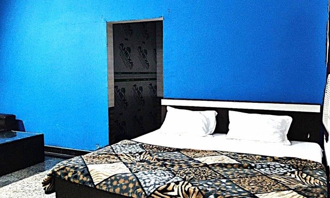 Kanpur Hotel | Hotel Radhey inn