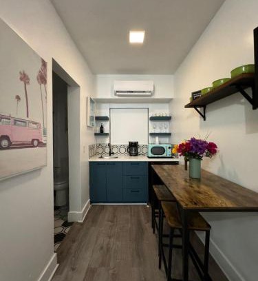 Little Havana Hotel | Hotel Rainbow - Miami - Little Havana