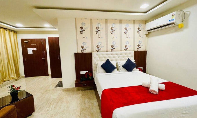 Shamshabad Hotel | Hotel Rainbow Tower