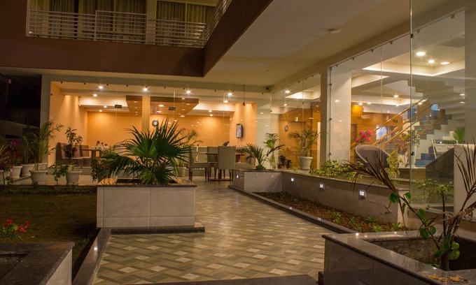 Katra Hotel | Hotel Rama Trident