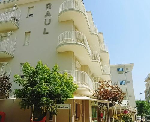 Fogliano Marina Hotel | Hotel Raul