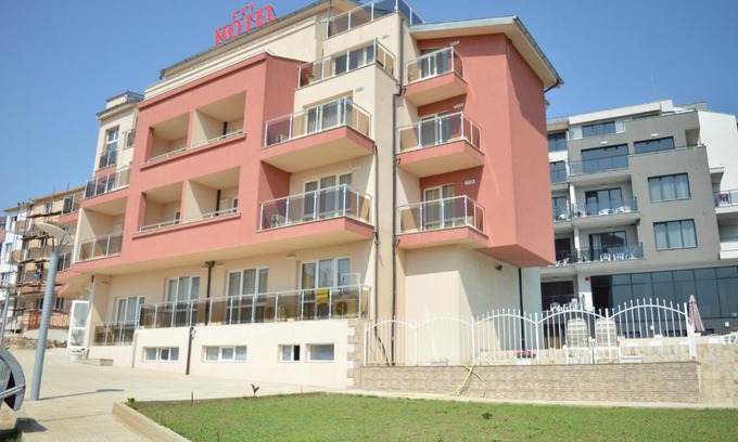 Sozopol Hotel | Hotel Ray