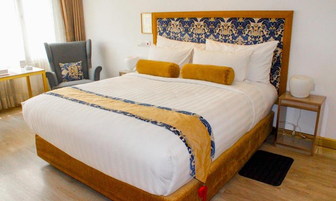 Dhaka Hotel | Hotel Razmoni Isha Kha International