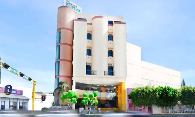 León Hotel | Hotel Real Azteca Boulevard