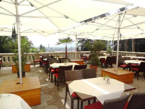 Klagenfurt am Woerthersee Hotel | Hotel Restaurant Schweizerhaus