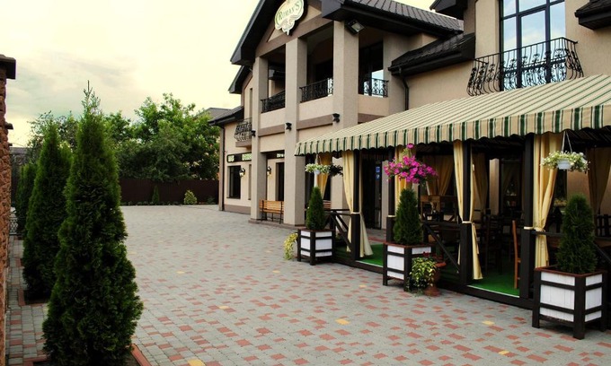 Vyshen'ky Hotel | Hotel Restaurant Complex Roman'S