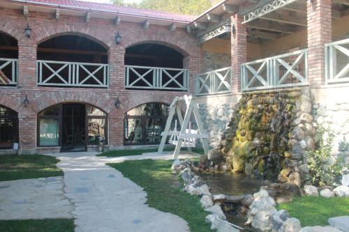Dusheti Hotel | Hotel Restaurant Kakhaberi