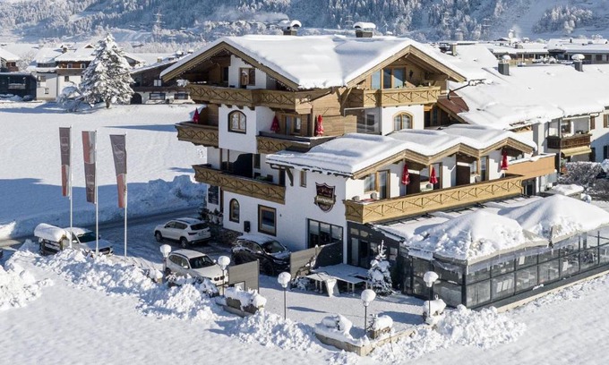 Zell am Ziller Hotel | Hotel Restaurant Rosengarten