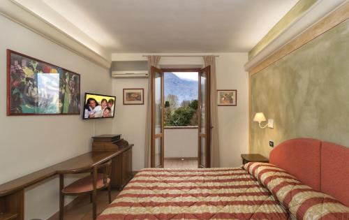 Santa Maria del Giudice Casa | Hotel Ristorante da Carlos