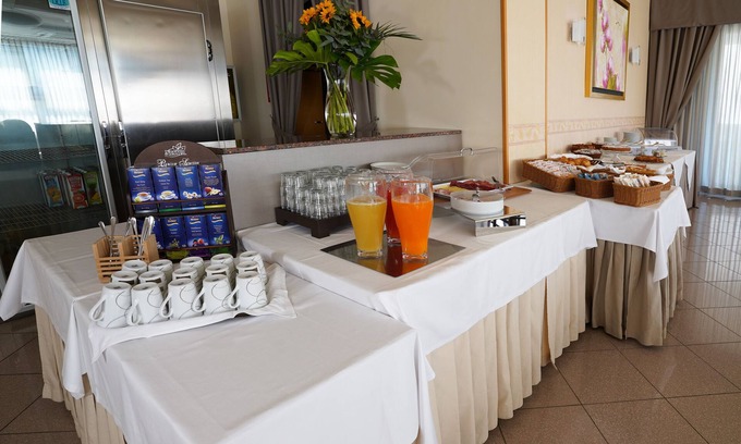 Porto San Giorgio Hotel | Hotel Riviera