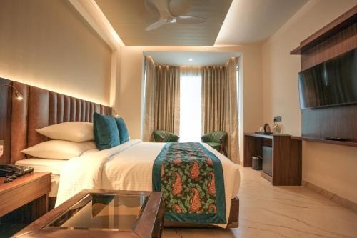Knowledge Park III Hotel | Hotel Rj