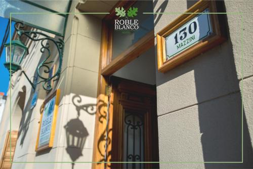 Chascomús Hotel | Hotel Roble Blanco