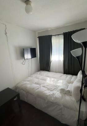 Coquitlam Casa | Hotel Room 2