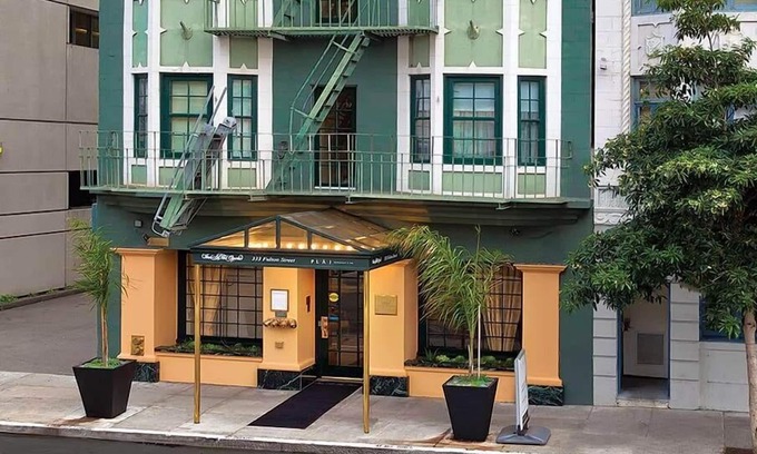Fillmore District Condominio | Hotel Room Performing Arts Venues Theater Lover!