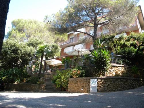 Quercianella Hotel | Hotel Rosa Del Tirreno