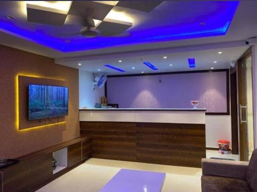 Surat Hotel | Hotel Rose inn