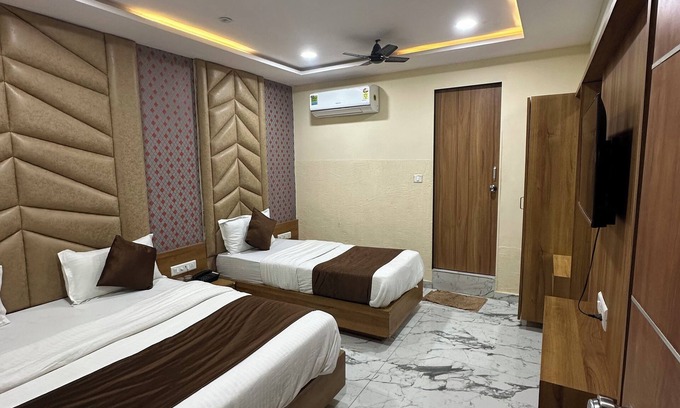 Ahmedabad Casa | Hotel Royal King