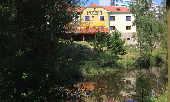 Strakonice Casa | Hotel s restaurací Splávek