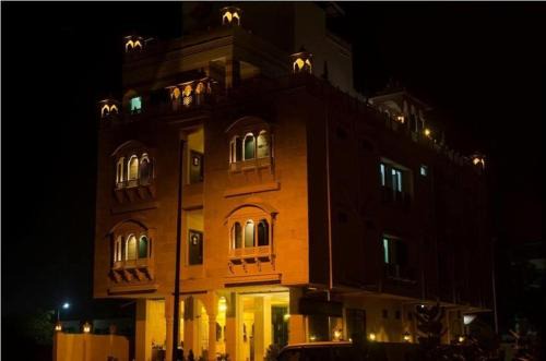 Shirdi Apartamento | Hotel Sai Jharna